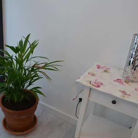 White Pearl Apartment